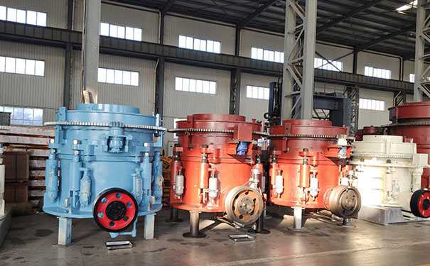 陜西多缸液壓圓錐破碎機現場視頻圖片