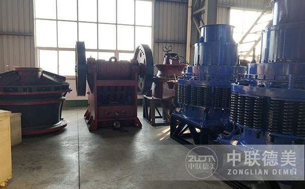 上海單缸液壓圓錐破碎機現場視頻圖片