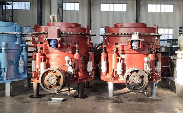 河北單缸液壓圓錐破碎機(jī)現(xiàn)場視頻圖片