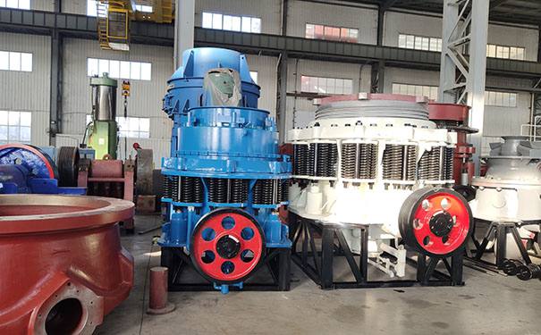 青海多缸液壓圓錐破碎機(jī)現(xiàn)場(chǎng)視頻圖片