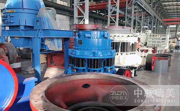 山東多缸液壓圓錐破碎機(jī)現(xiàn)場視頻圖片