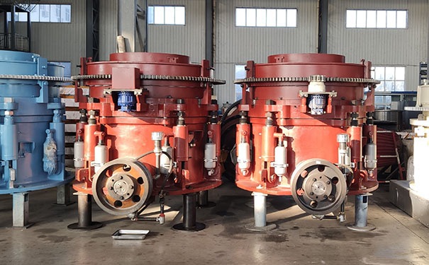 青海圓錐破碎機現場視頻圖片