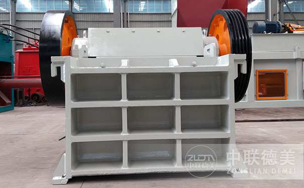 雙輥破碎機哪里好,哪里有賣的？