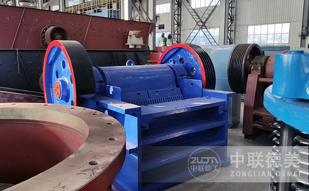 反擊破碎機(jī)哪個(gè)牌子好？