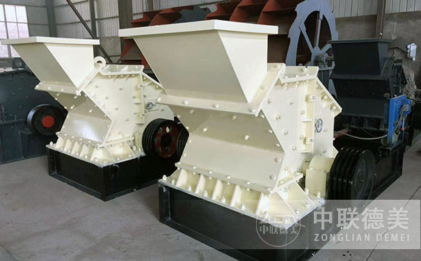 液壓開(kāi)箱制砂機(jī)