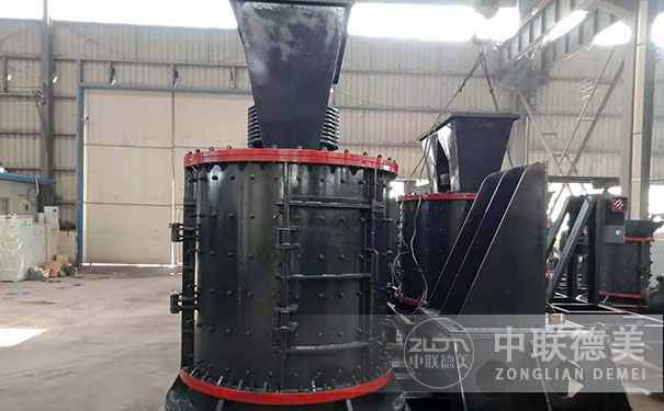 立式板錘制砂機？