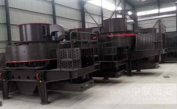 板錘制砂機(jī)？