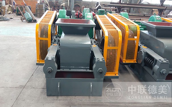 液壓開(kāi)箱制砂機(jī)