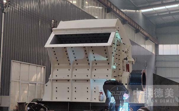 新型制砂機(jī)