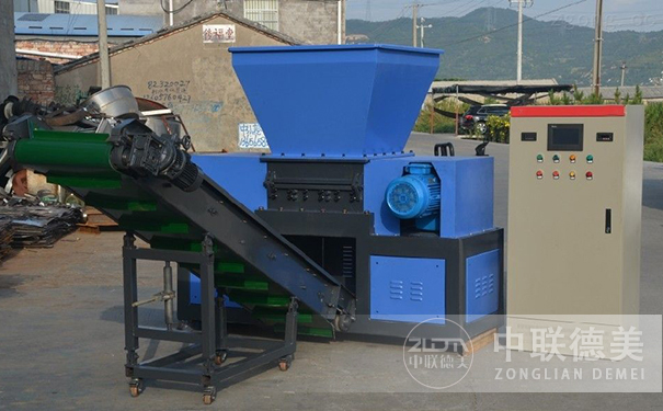 木材撕碎機(jī)